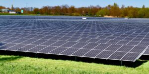Stichting OPEN zoekt partner(s) toekomstbestendige recycling van zonnepanelen