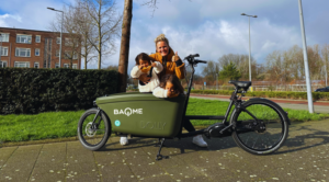 Gouda krijgt 12 elektrische deelbakfietsen via BAQME