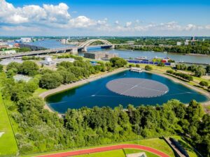 Evides opent Europa’s grootste zonvolgende drijvende zonnepark Evides opent Europa’s grootste zonvolgende drijvende zonnepark