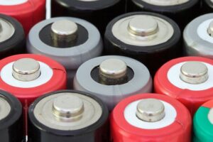 Betere batterijen. Delftse onderzoekers zetten volgende stap: batterijen met breed beschikbare materialen op basis van Na-ionen