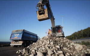 Hoogwaardige betonrecycling sluit cirkel: Rijkswaterstaat, VeenIX en Renewi werken samen aan duurzame verbreding A9 