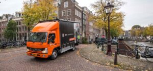 BMN Bouwmaterialen ziet FUSO eCanter als cruciale stap in emissievrij vervoer