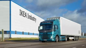 Volvo Trucks, IKEA en Raben Groep bundelen krachten om uitstootvrij transport te versnellen