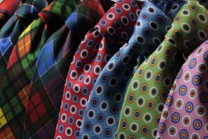 Toezichthouders maken richtlijn voor kledingindustrie voor gebruik materialenindex bij marketing