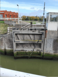 Van sluisdeur naar picknicktafel