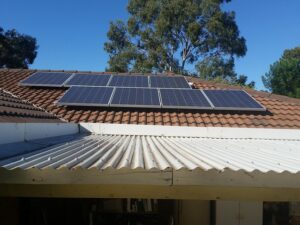 Maak energiecontracten beter vergelijkbaar voor zonnepaneelbezitter