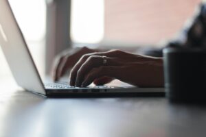 Hoe vacatures in de publieke sector bijdragen aan maatschappelijke impact